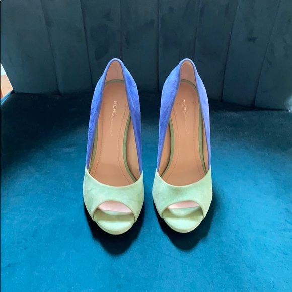 BCBG Multi Color Pumps - Picture 2 of 4